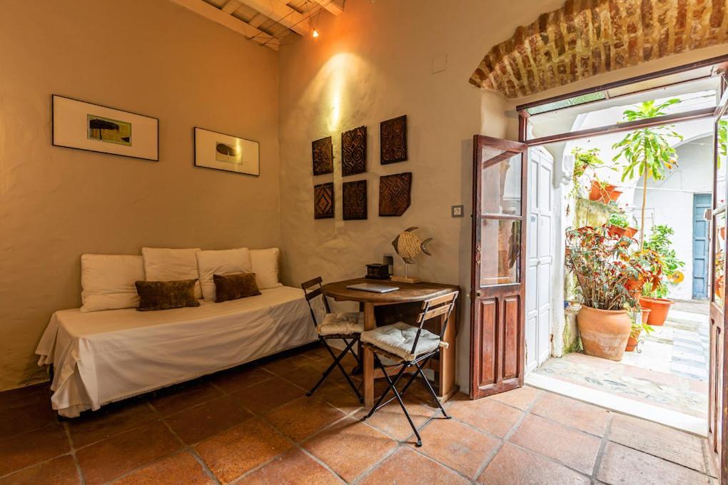 Azogue Suites Con Patio Privado Tarifa Buitenkant foto