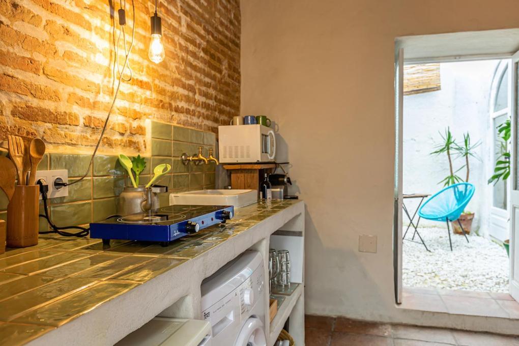 Azogue Suites Con Patio Privado Tarifa Buitenkant foto