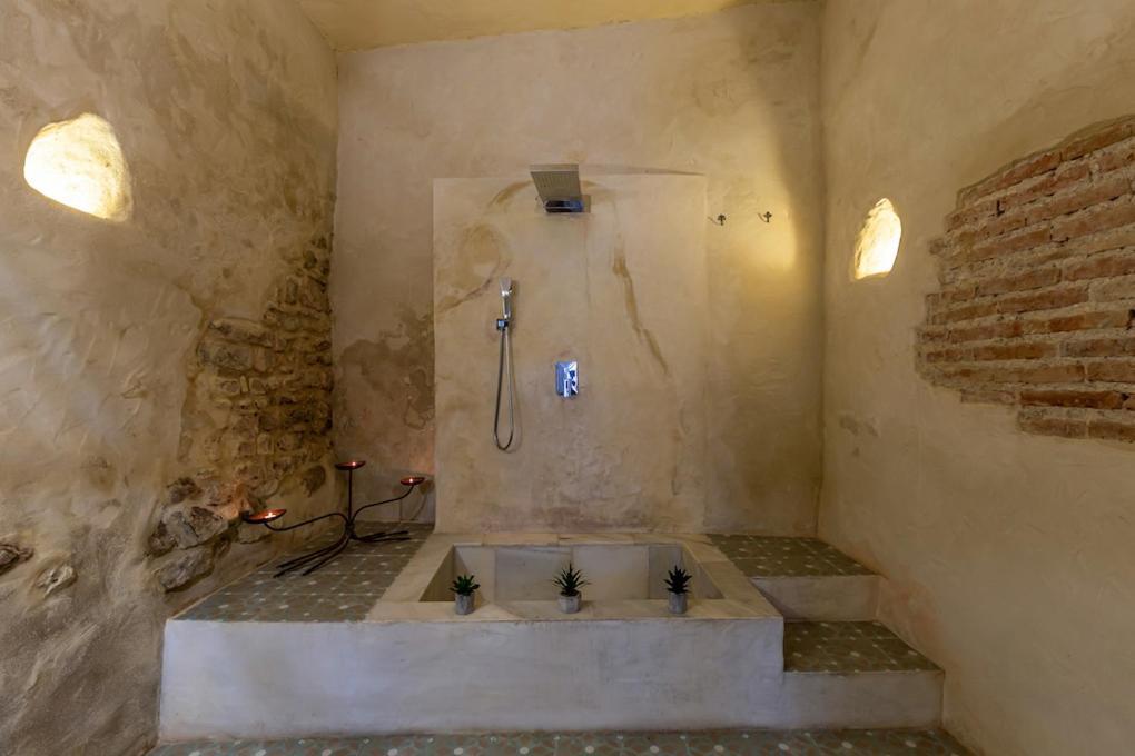 Azogue Suites Con Patio Privado Tarifa Buitenkant foto